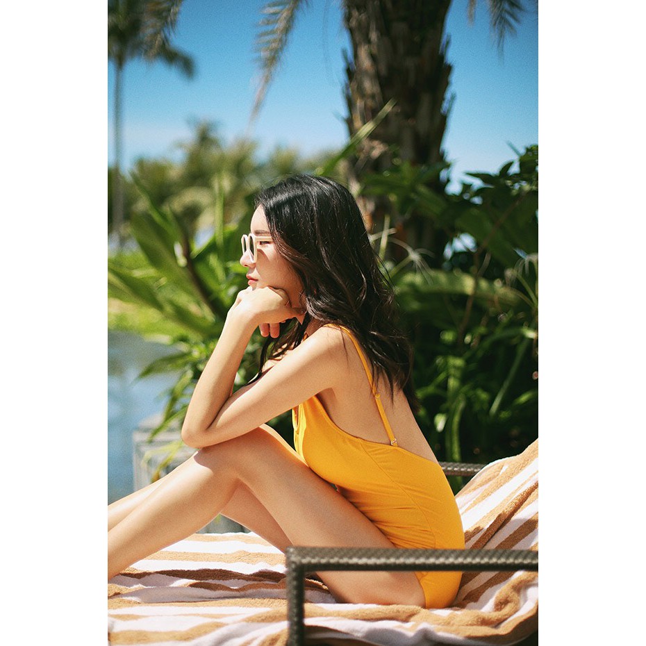 Bikini 1 mảnh, Bodysuit khoét lưng màu vàng mustard sexy