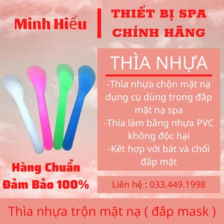 Thìa nhựa trộn mặt nạ