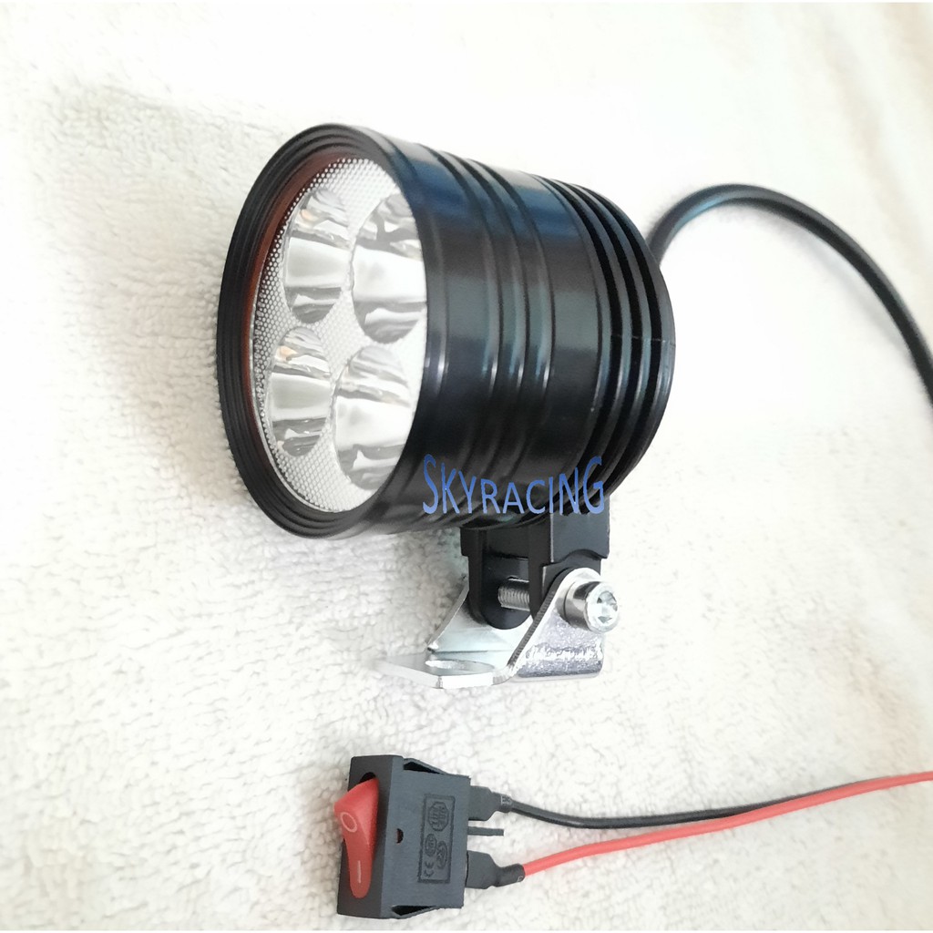 Đèn trợ sáng L4 loại thường gắn cho nhiều dòng xe máy (tặng kèm nút công tắc và pát gắn chân kính)