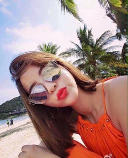 HCM Có Sẵn Mắt kính mát thời trang cao cấp đi biển hot đủ màu