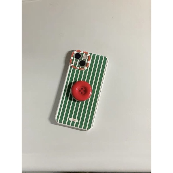 Ốp lưng noen mix cây thông, kẹo gậy và chiếc nút của Tiệm tạp hoá gần nha