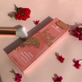 Bảng phấn má + Highlight Bronzer Essence Hey cheeks blush