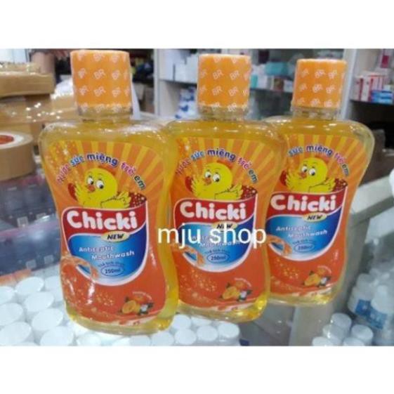 Nước súc miệng Chicki (chai 250ml)