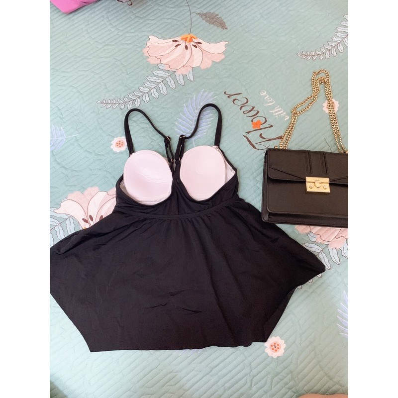 ÁO BƠI ĐI BIỂN KÍN ĐÁO NHƯNG VẪN SEXY