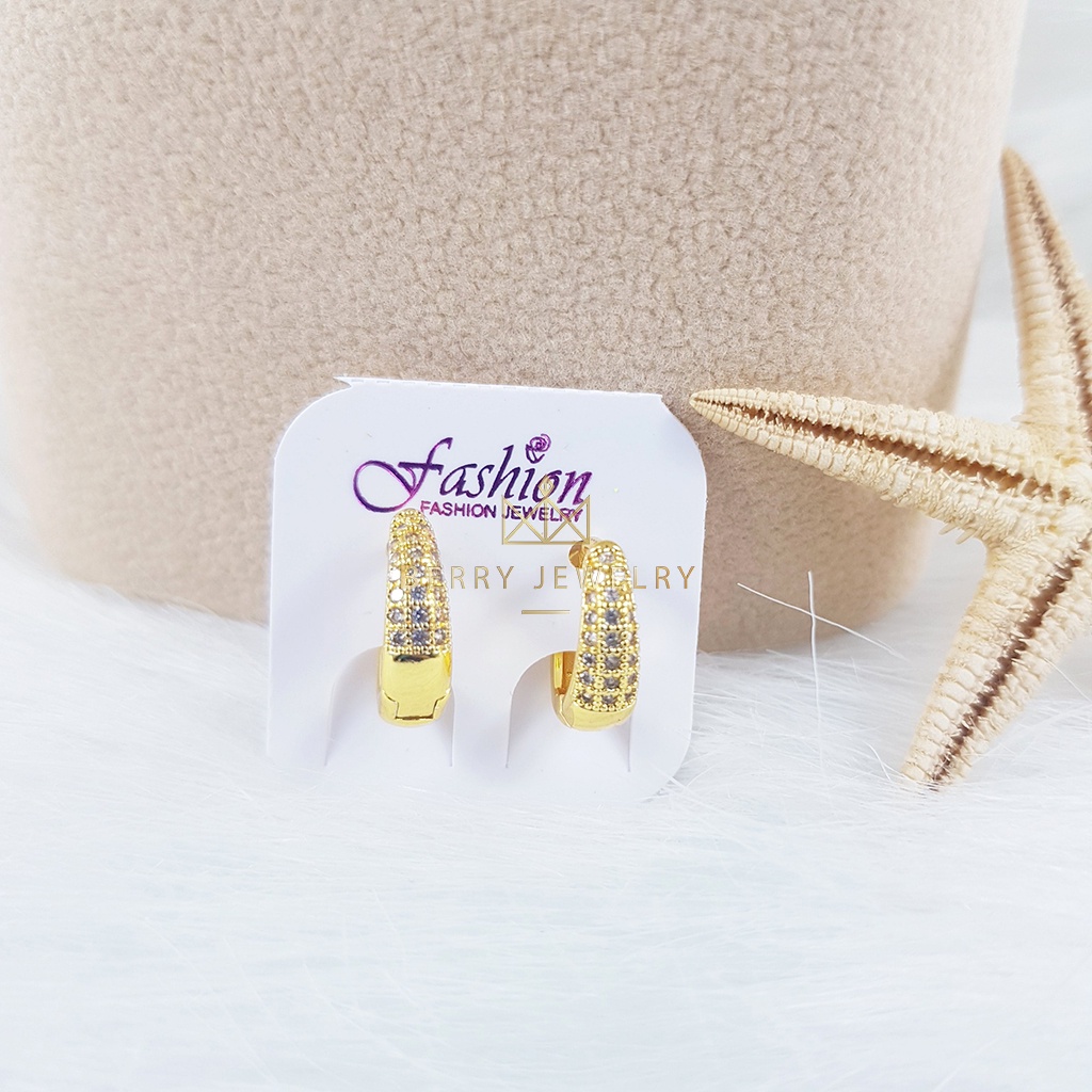 Bông Tai Khuyên Ta Nữ Hình Tròn Đính Đá Lấp Lánh Phong Cách Hàn Quốc Đơn Giản Dễ Phối Đồ B25V9