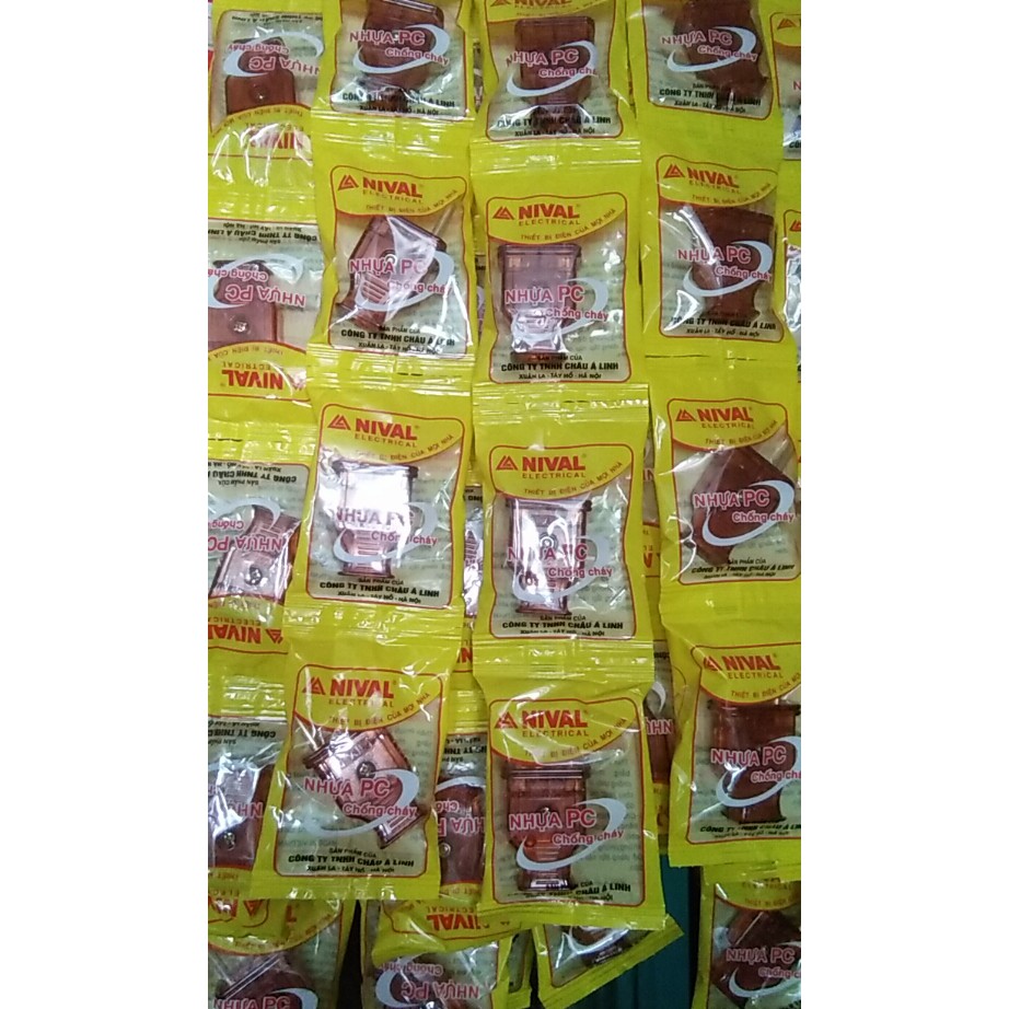 Phích cấm điện chống cháy màu cam