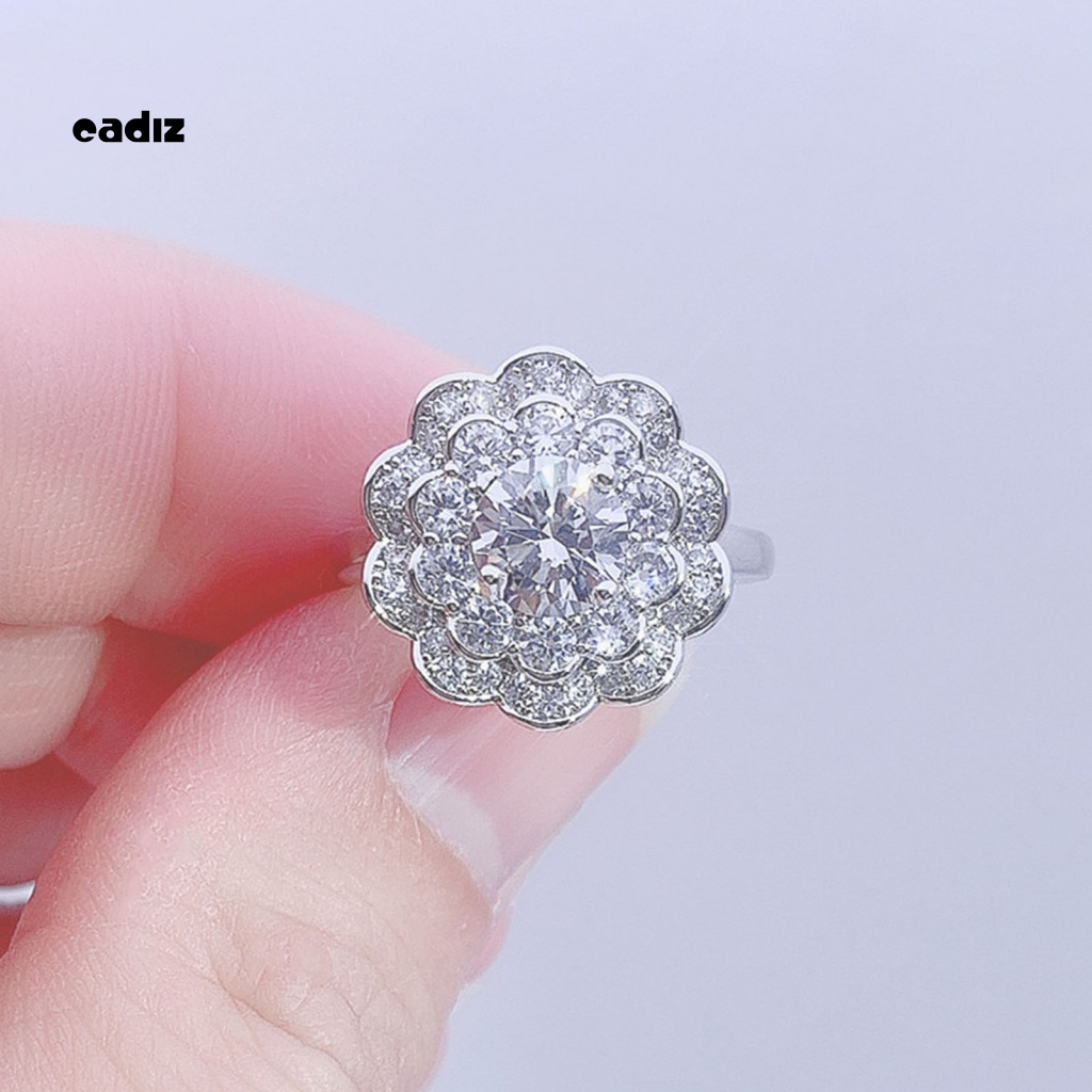 Nhẫn Đính Đá Phong Cách Cổ Điển Sang Trọng Dành Cho Nữ