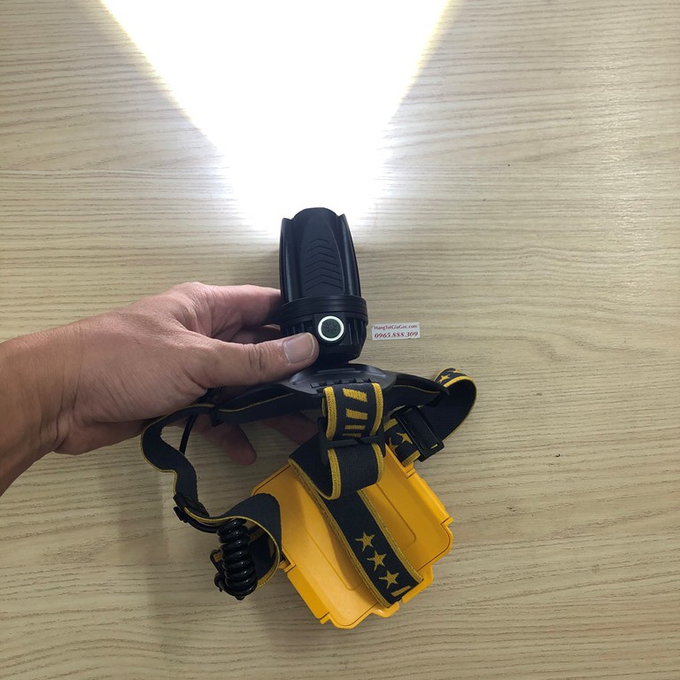 Đèn Pin đội đầu Ultra fire P50 Zoom 2, bóng led 20w cực mạnh, dùng 3 pin cực khỏe
