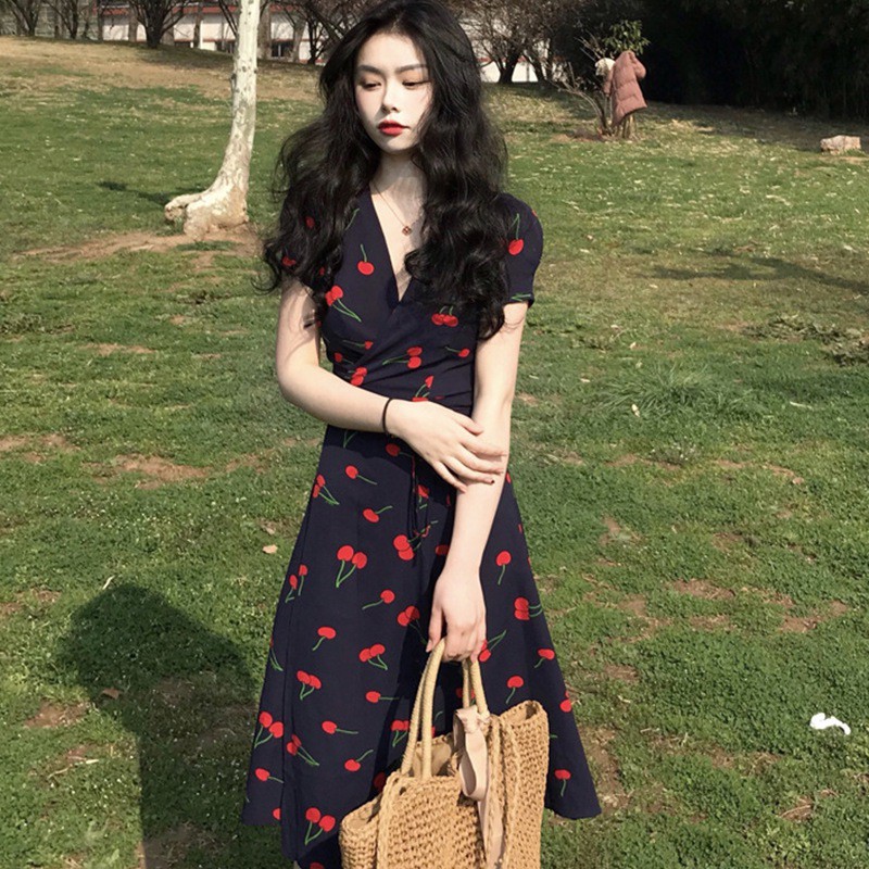 Đầm Tay Ngắn Cổ Chữ V Khoét Sâu In Hoạ Tiết Phong Cách Boho Xinh Xắn Cho Phụ Nữ | BigBuy360 - bigbuy360.vn