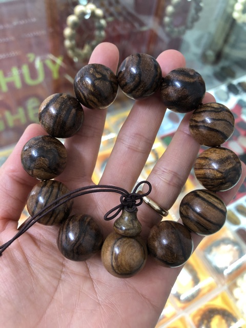 Vòng tay trầm Indonesia [trầm hương] vân gỗ đẹp