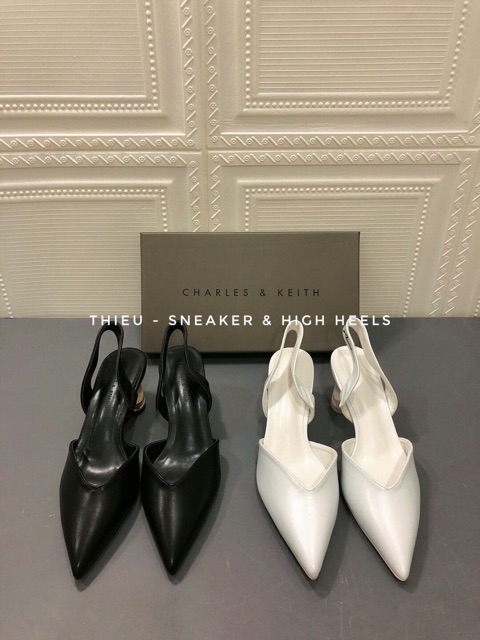 (có sẵn) Sục giày cao gót Charles & Keith đế hình trái tim