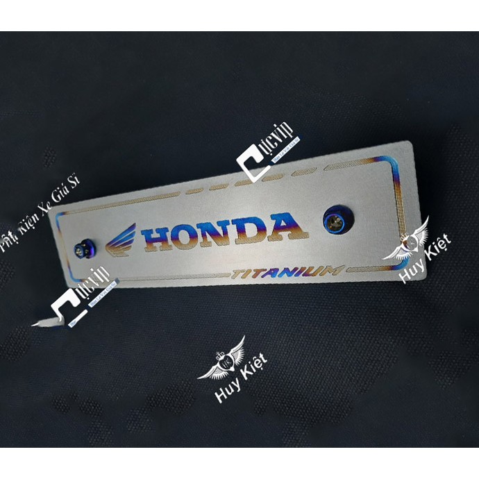 Bảng Tên Honda Titan Khò Bán Kèm 2 Ốc Vương Miện Cực Chất
