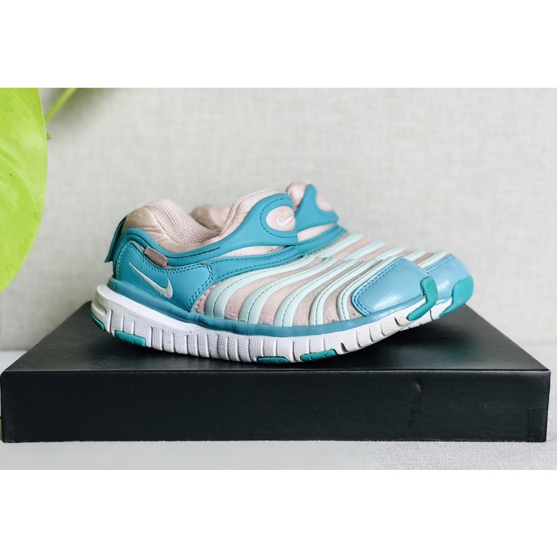 Giày Nike Dynamo Free-size33,5/ size 32/ size 31,5