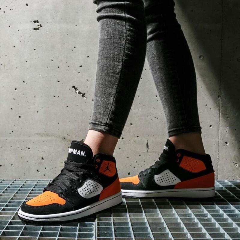 Giày Nike jordan Authentic update còn 42.5