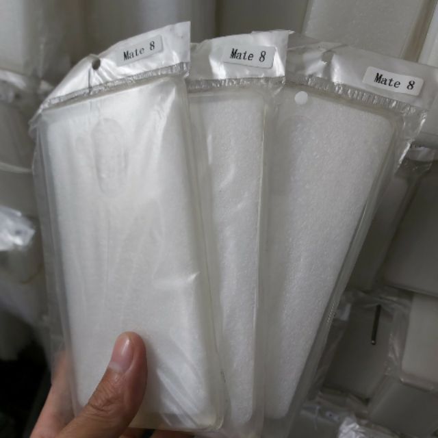 Bộ 3 chiếc ốp dẻo silicon huawei mate 8 trong suốt (loại tốt)