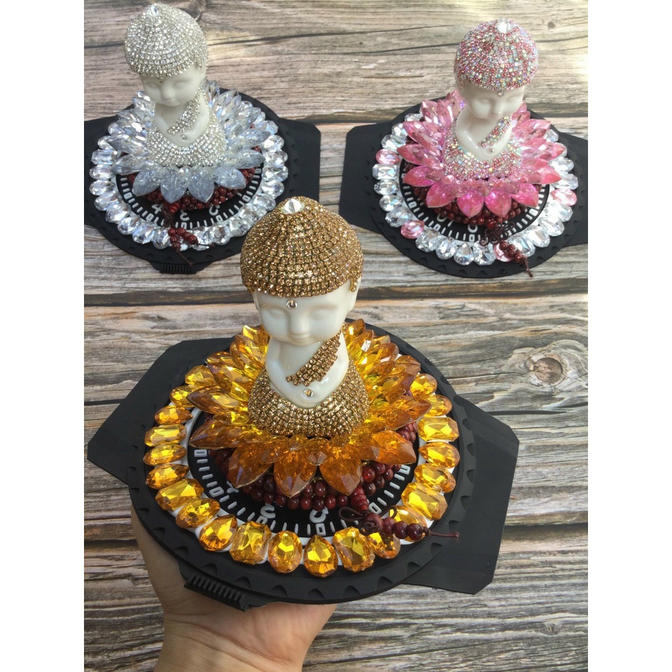 Tượng Phật Pha Lê Ngự Đài Sen Kèm La Bàn Phong Thủy Trang Trí Taplo Ô TÔ