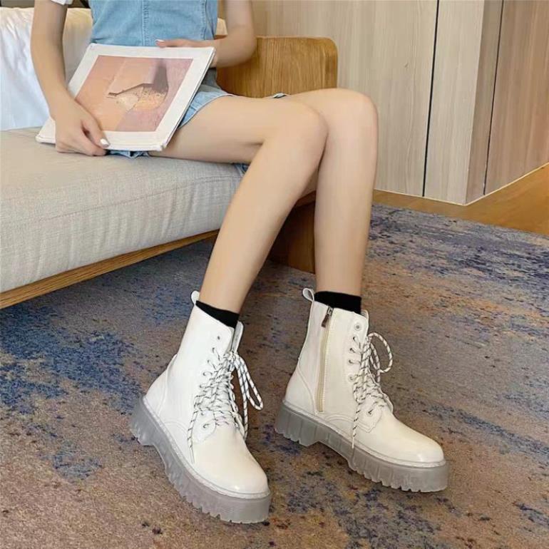 Boots ulzzang 2 màu đen trắng CLI