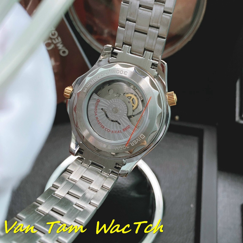 Đồng hồ nam Omega Seamaster Diver 42mm máy Nhật Automatic, mẫu mặt tròn 2 núm vặn, màu xanh viền vàng