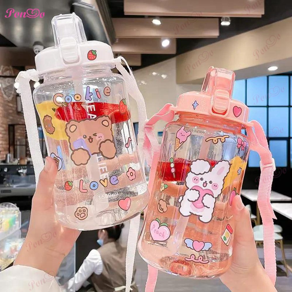 Bình Đựng Nước Dung Tích Lớn 1.5l / 2l Họa Tiết Hoạt Hình Dễ Thương