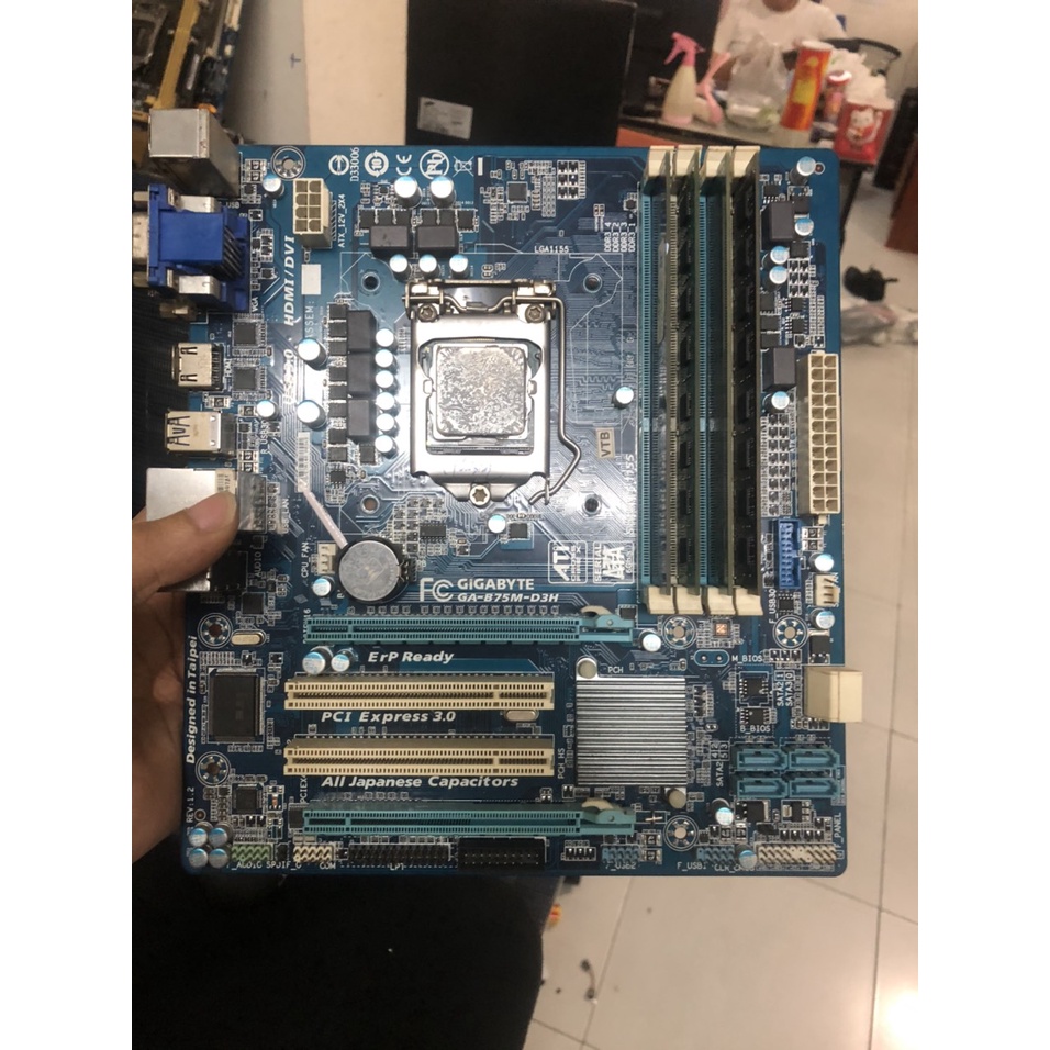 B75M-D3H GIGA 4 KHE RAM SK 1155