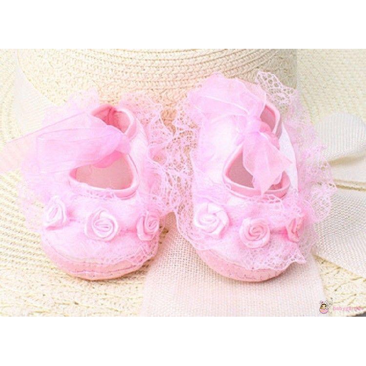 Giày em bé kiểu dáng công chúa xinh xắn