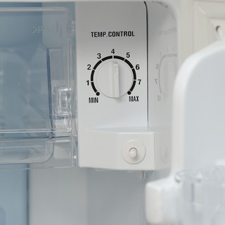 Tủ lạnh Aqua AQR-P205BN 205L