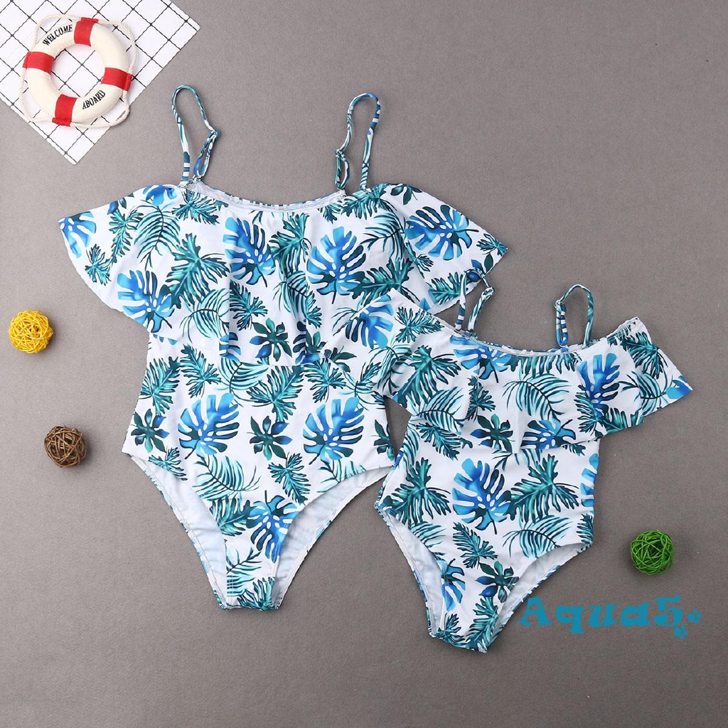 Set bikini hoa xinh xắn dành cho bé gái