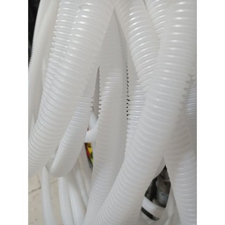 Dây thoát nước máy lạnh