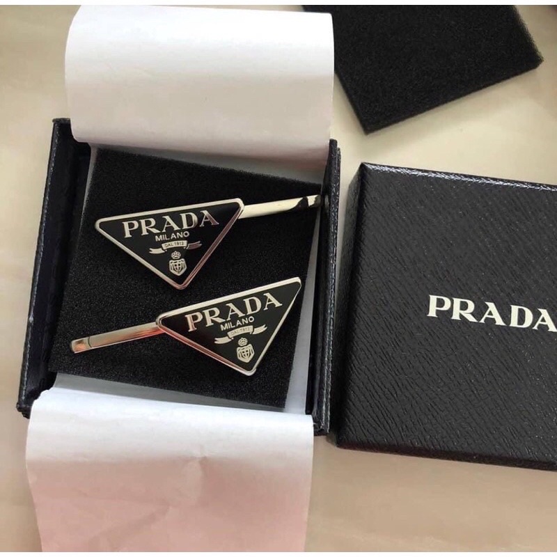 Kẹp tóc Pra tam giác trendy 🍓