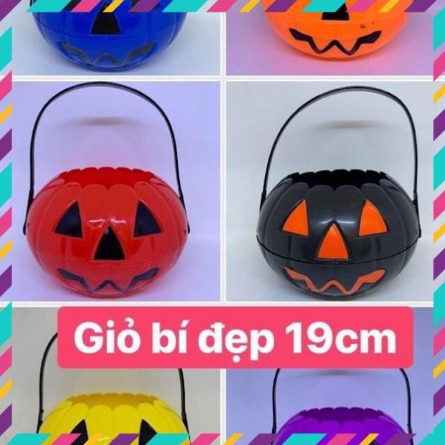 Giỏ bí đựng kẹo Halloween