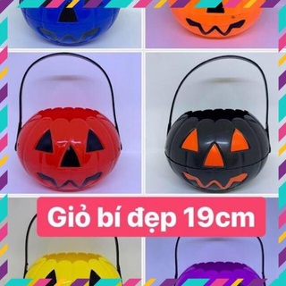 Giỏ bí đựng kẹo Halloween
