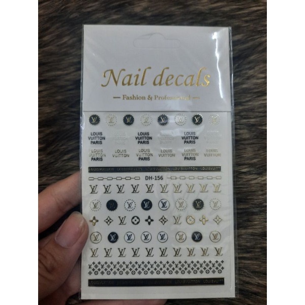 sticker dán trang trí móng nail các mẫu