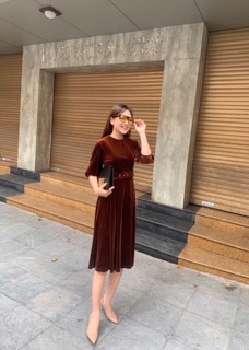 Đầm nhung mng
