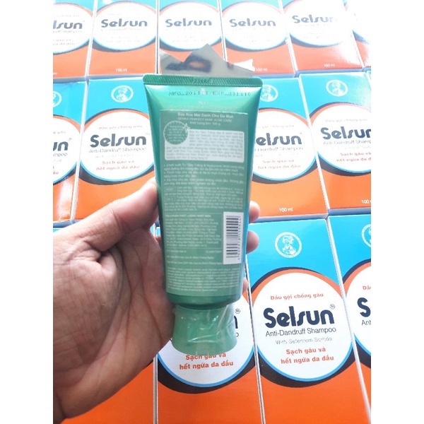 Sửa rửa mặt  SENKA 100g
