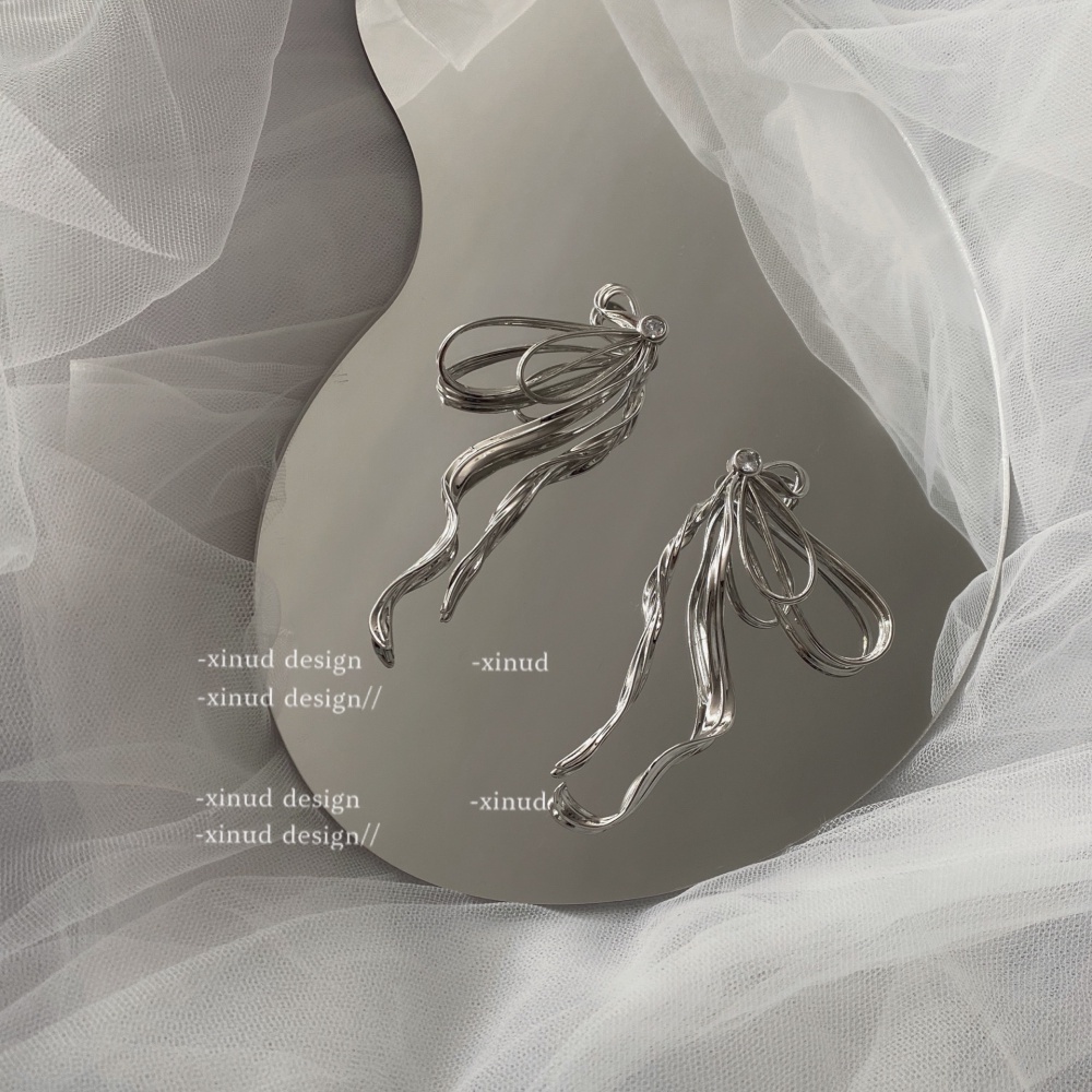 Đôi Khuyên Tai Dài Đính Nơ Thời Trang Cho Nữ