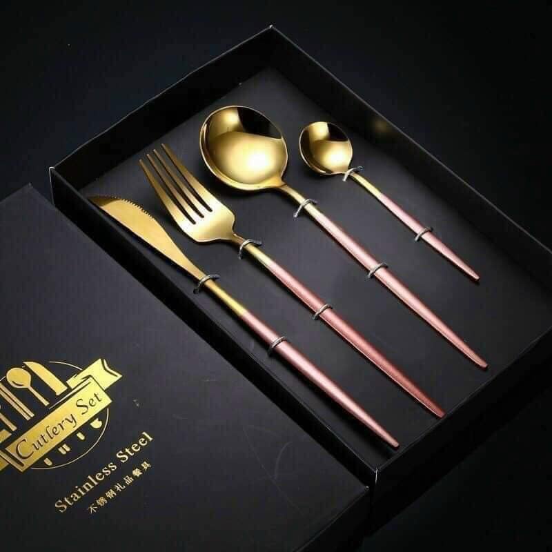 BỘ 4 CHIẾC DAO THÌA DĨA MẠ VÀNG