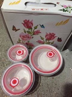 bộ 3 bát sứ nắp hút chân không