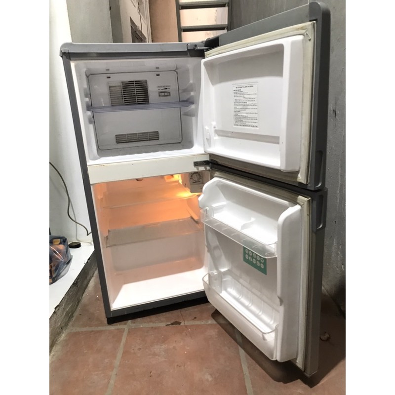Tủ lạnh Toshiba 110 lít quạt gió