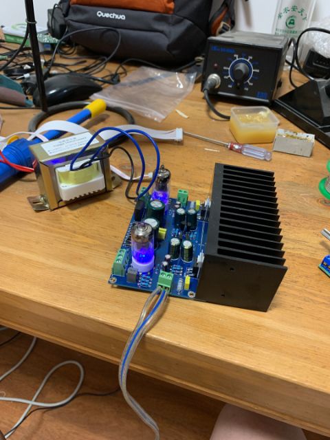 Mạch khuyếch đại công suất lm1875