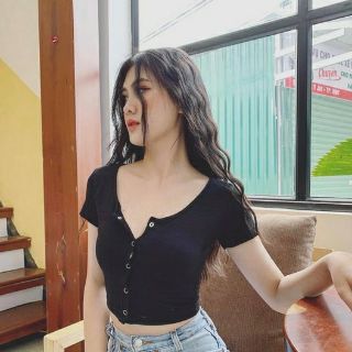 ÁO CROPTOP NÚT BẤM ÔM BODY