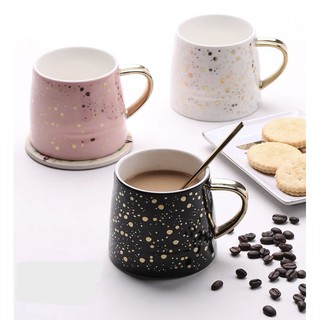 Cốc sứ tay cầm màu vàng