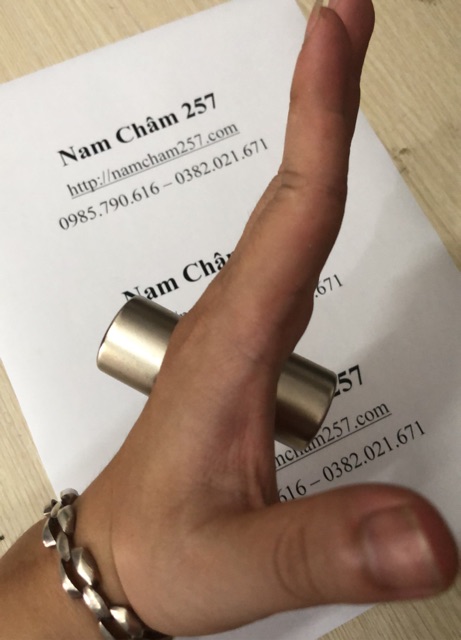 Nam châm viên trắng 25x20mm - Round magnet 25x20mm, loại nam châm đất hiếm lực hút mạnh