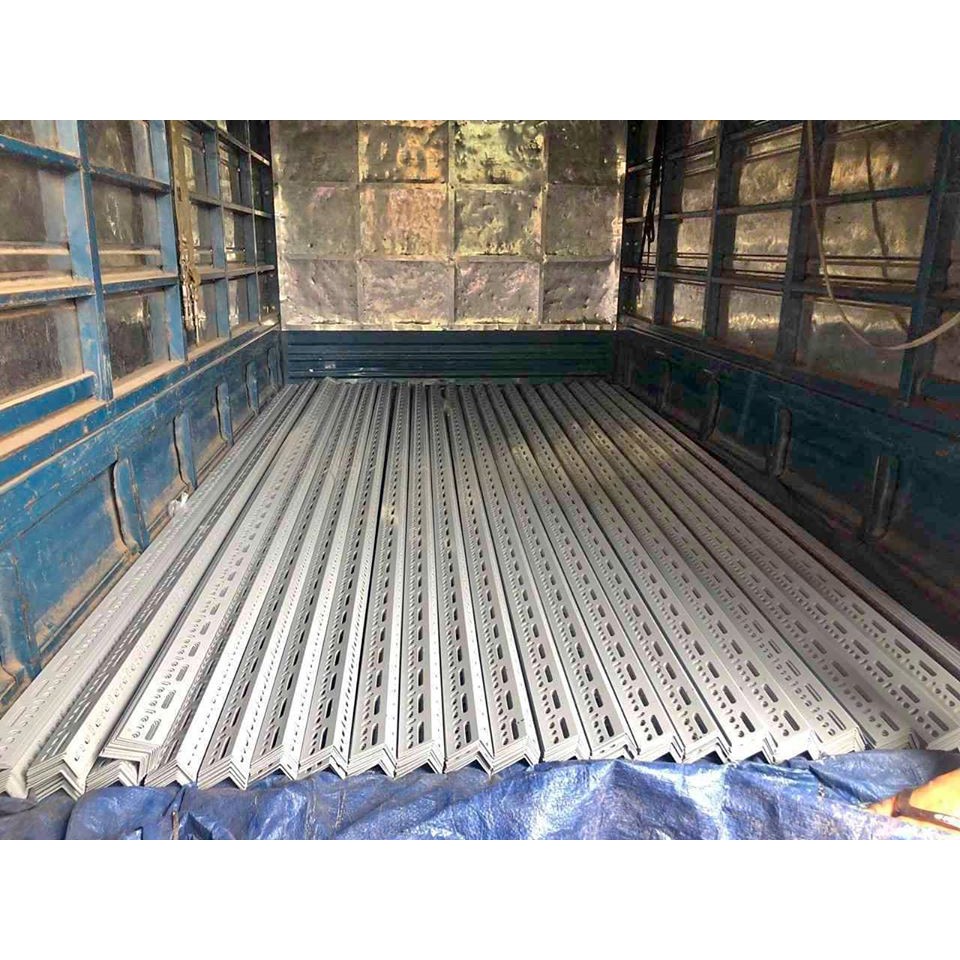 Thanh sắt V4x6x2m dày 2.0li