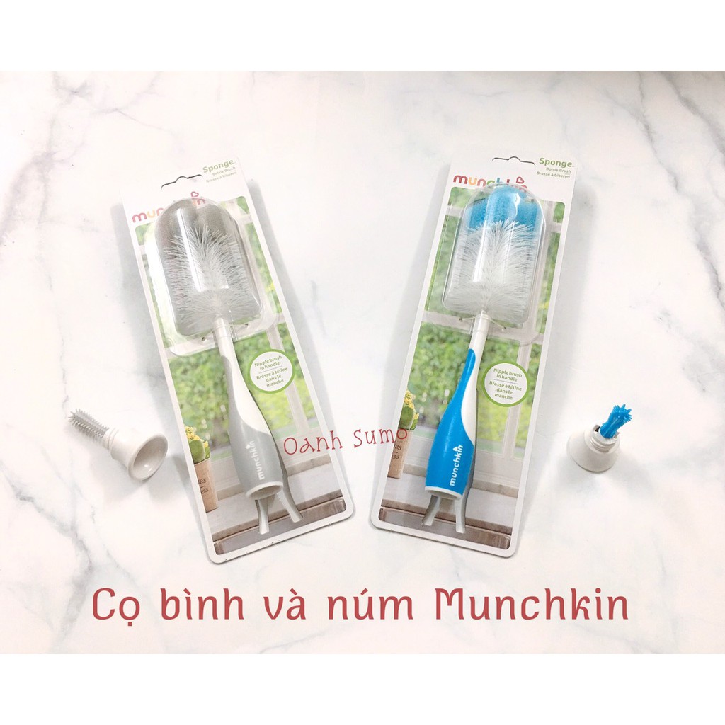 Bộ chổi cọ núm ty và bình sữa đầu bọt biển Munchkin