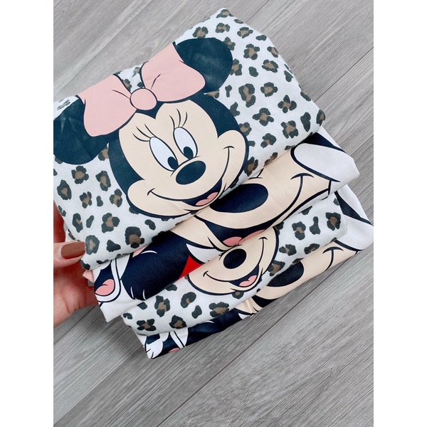 Áo C&A dư xịn in hình Minie xinh xắn cho bé gái