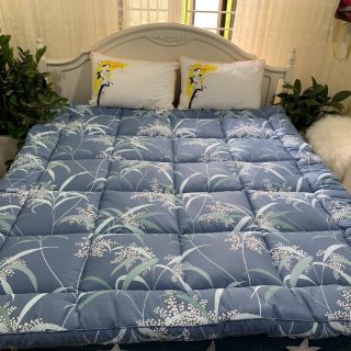 Tấm bảo vệ nệm (topper)