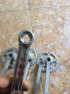 Đùi đĩa sắt  xe đạp