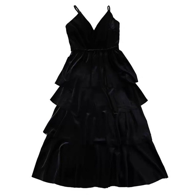 [Mã WASTMINI giảm 10% tối đa 30K đơn 150K] Váy Nhung 2 Dây Xoè 4 Tầng Sang Chảnh - Có ảnh thật (ORDER) | BigBuy360 - bigbuy360.vn