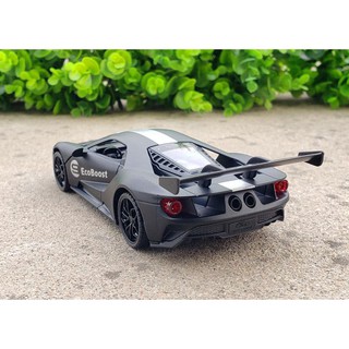 [Full box] Xe mô hình Ford GT 1:32 UNK
