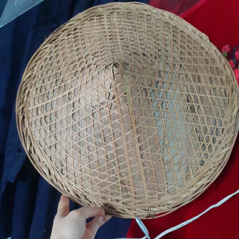 Nón lá dân tộc / đạo cụ biểu diễn/ đồ trang trí
